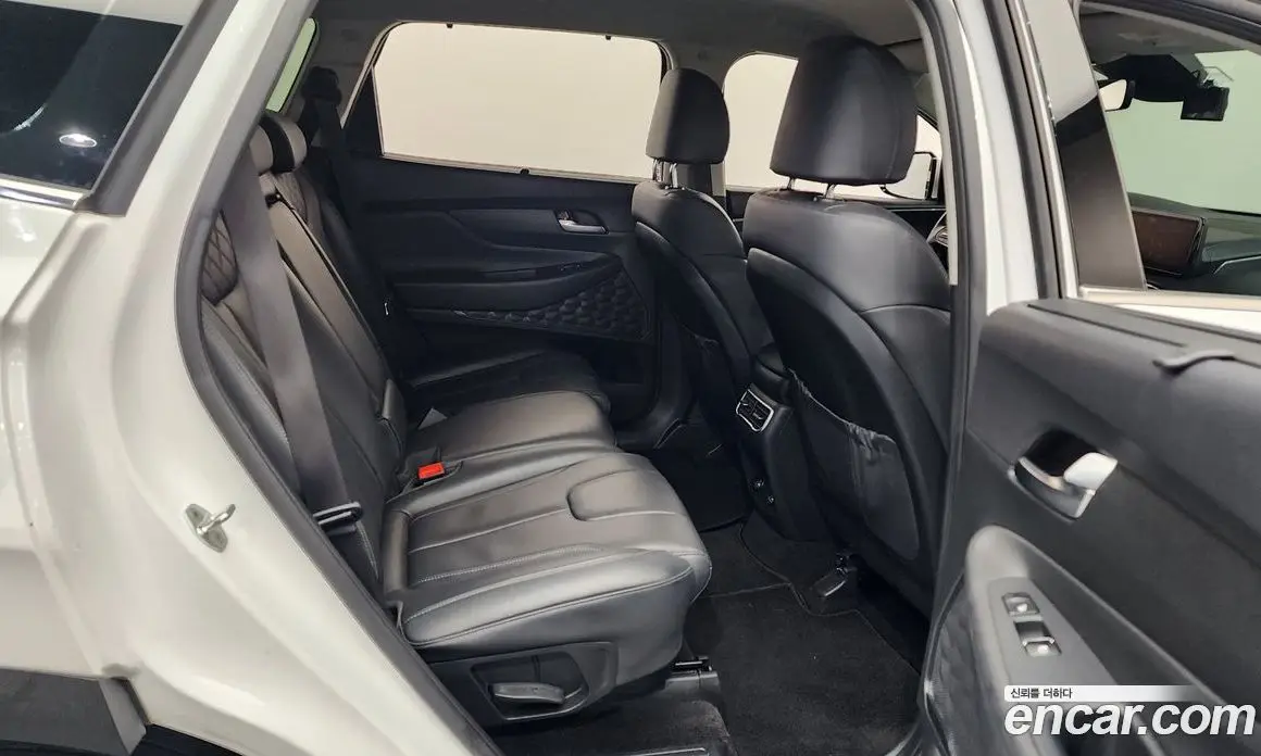 Hyundai Santa Fe 2021 2.2 автомат (гидро), фото 17