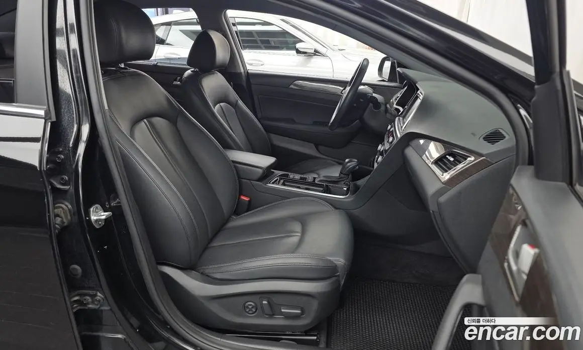 Hyundai Sonata 2018 2.0 автомат (гидро), фото 11