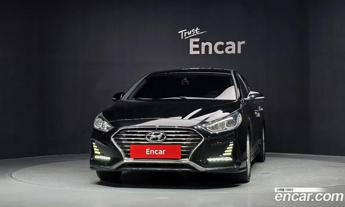 Hyundai Sonata 2018 2.0 автомат (гидро), фото 3
