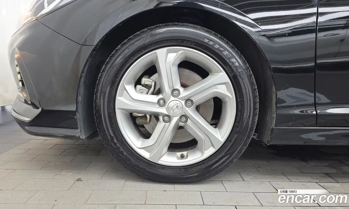 Hyundai Sonata 2018 2.0 автомат (гидро), фото 5