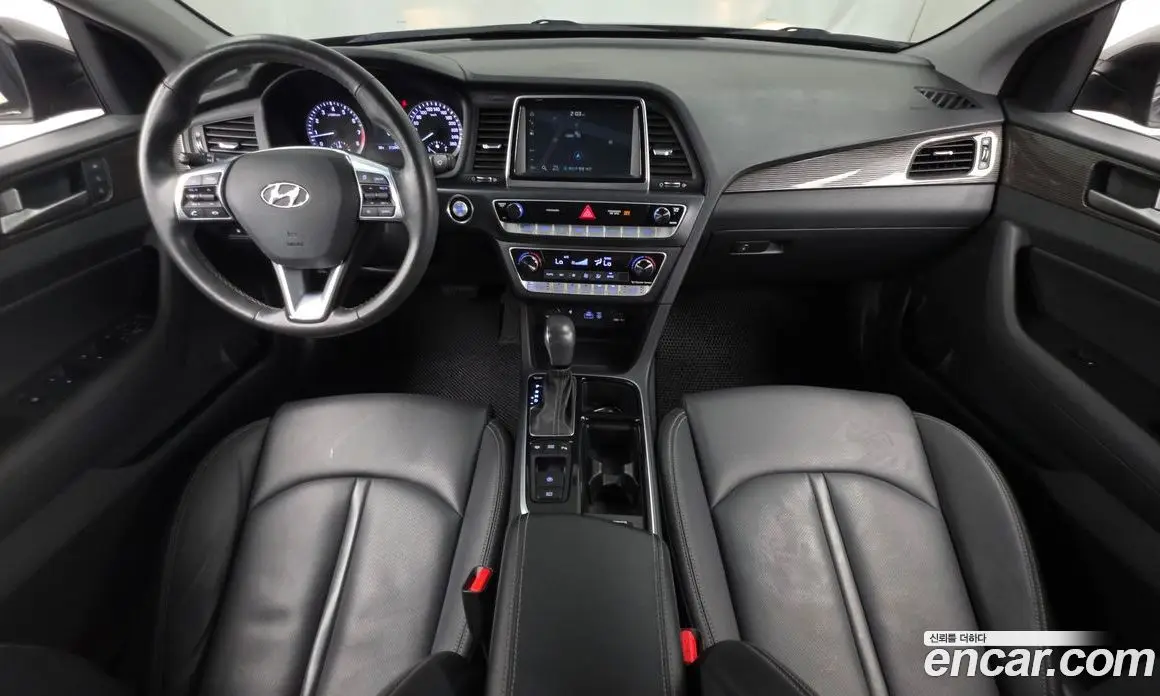 Hyundai Sonata 2018 2.0 автомат (гидро), фото 7