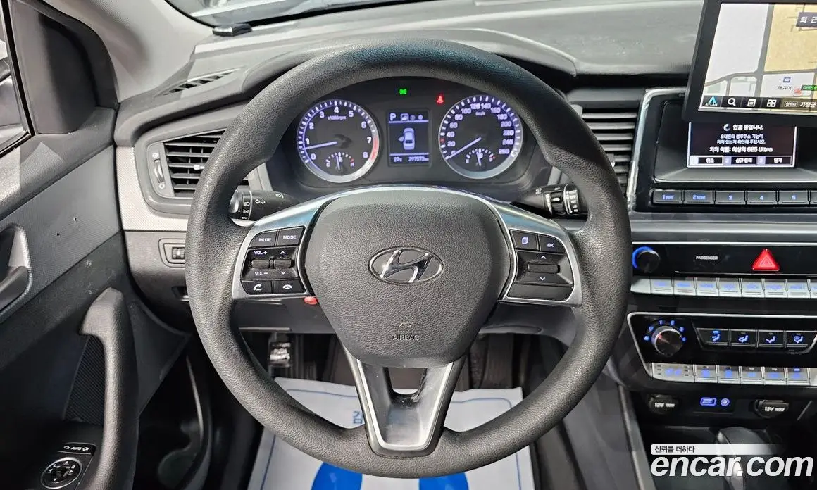 Hyundai Sonata 2019 2.0 автомат (гидро), фото 13