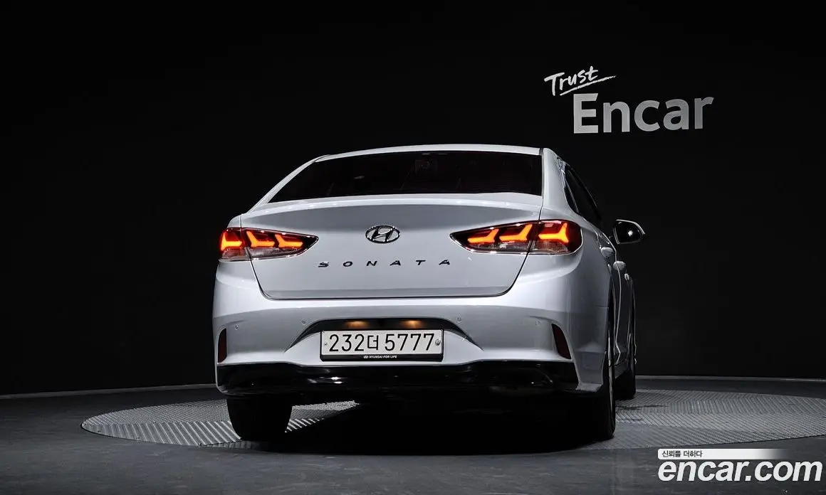 Hyundai Sonata 2019 2.0 автомат (гидро), фото 4