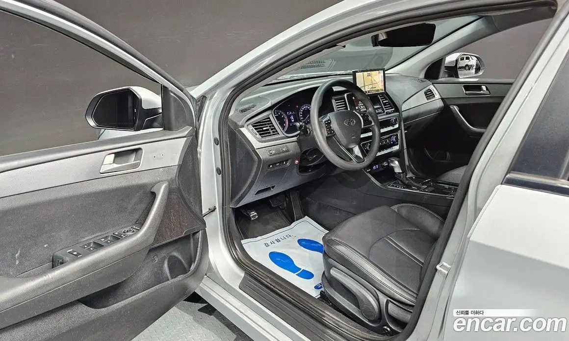 Hyundai Sonata 2019 2.0 автомат (гидро), фото 10