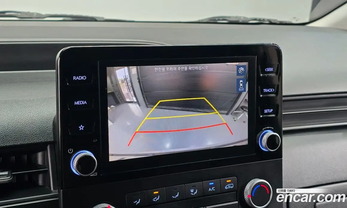 Hyundai Staria 2021 2.2 автомат (гидро), фото 15