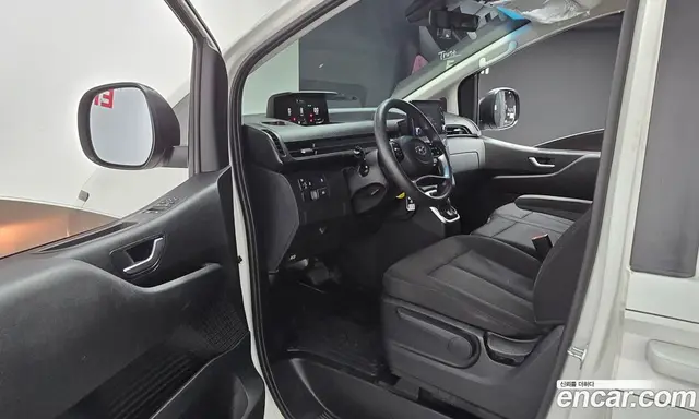 Hyundai Staria 2021 2.2 автомат (гидро), миниатюра 10