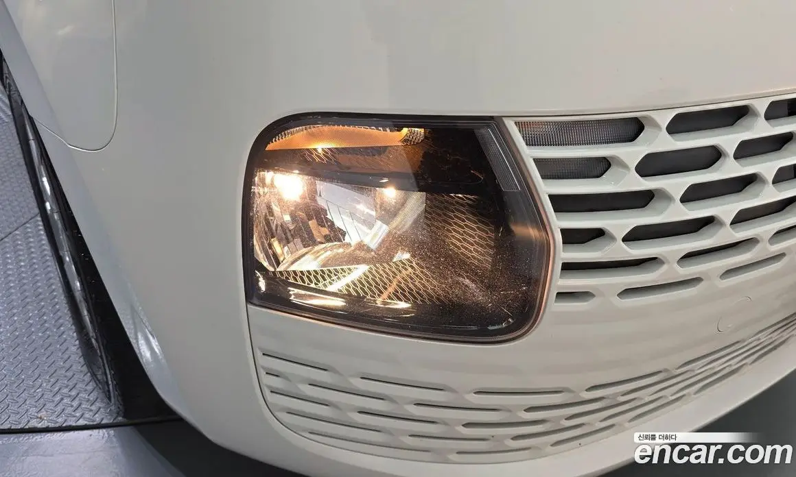 Hyundai Staria 2022 2.2 автомат (гидро), фото 8