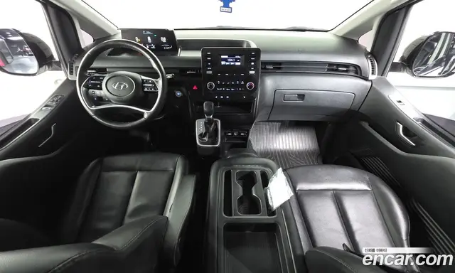 Hyundai Staria 2022 2.2 автомат (гидро), миниатюра 10