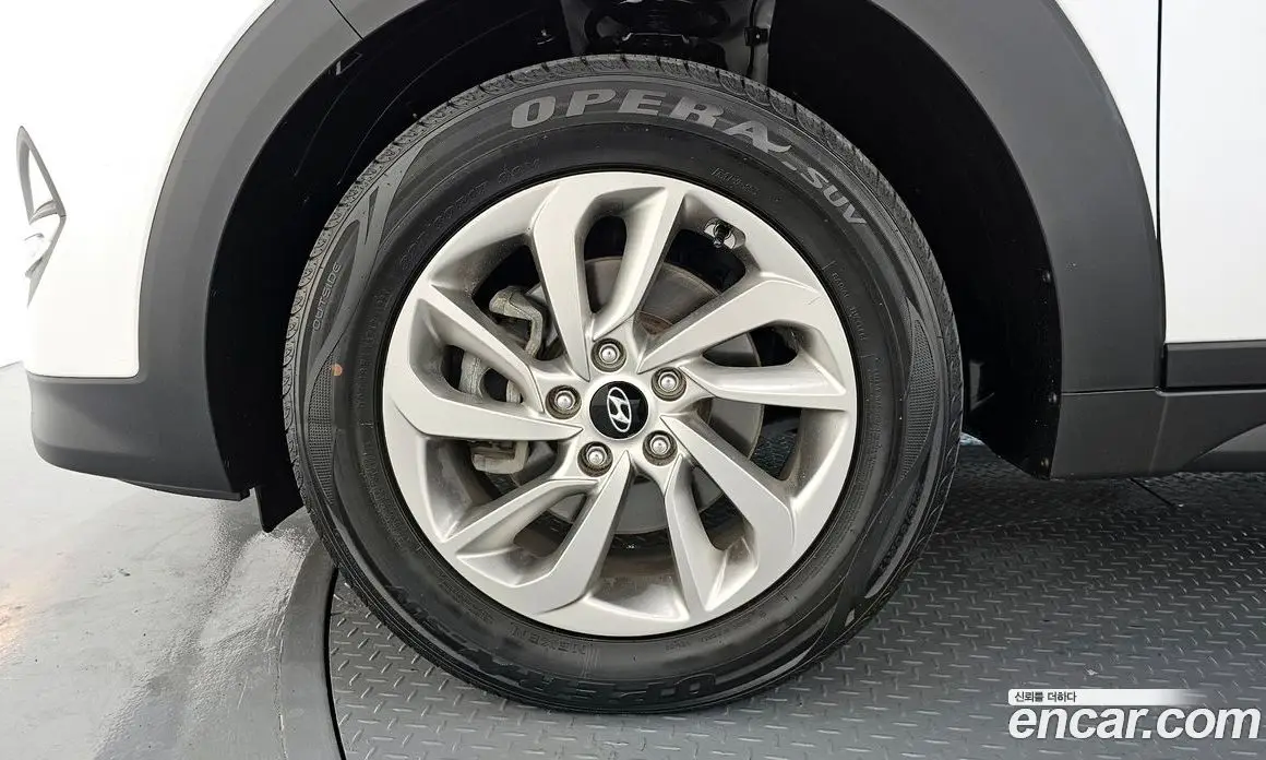 Hyundai Tucson 2015 2.0 автомат (гидро), фото 5 Hyundai Tucson 2015 2.0 автомат (гидро), фото 5