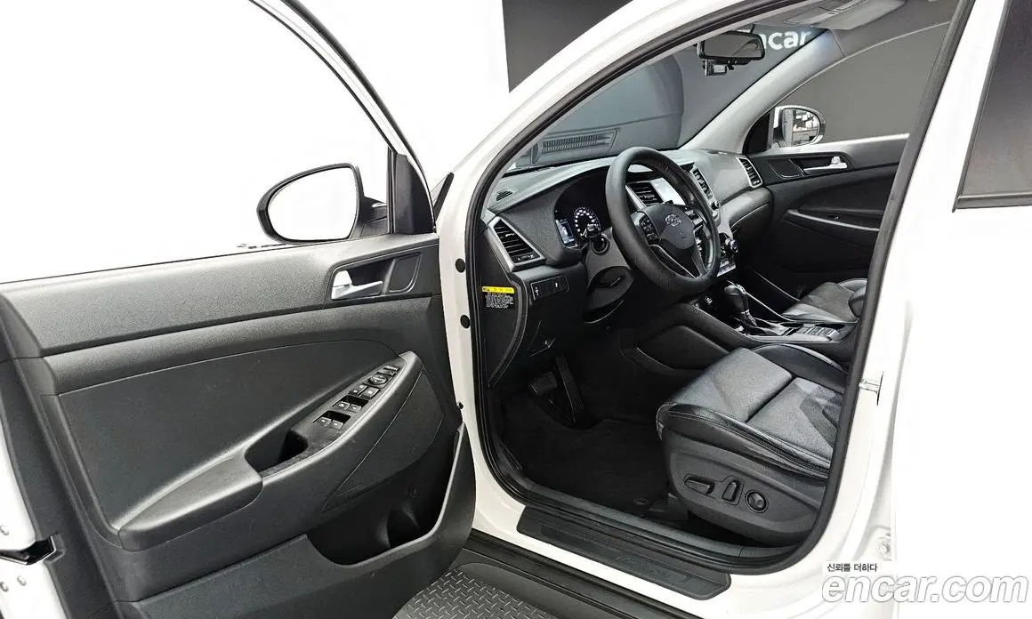 Hyundai Tucson 2015 2.0 автомат (гидро), фото 10 Hyundai Tucson 2015 2.0 автомат (гидро), фото 10