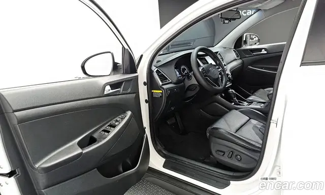 Hyundai Tucson 2015 2.0 автомат (гидро), миниатюра 10 Hyundai Tucson 2015 2.0 автомат (гидро), миниатюра 10