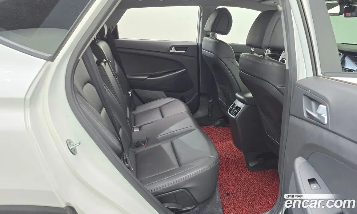 Hyundai Tucson 2017 1.7 автомат (гидро), фото 12