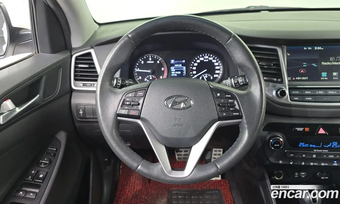 Hyundai Tucson 2017 1.7 автомат (гидро), фото 13