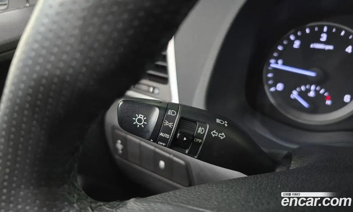 Hyundai Tucson 2017 1.7 автомат (гидро), фото 18