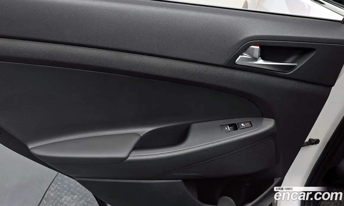 Hyundai Tucson 2018 1.6 автомат (гидро), фото 13