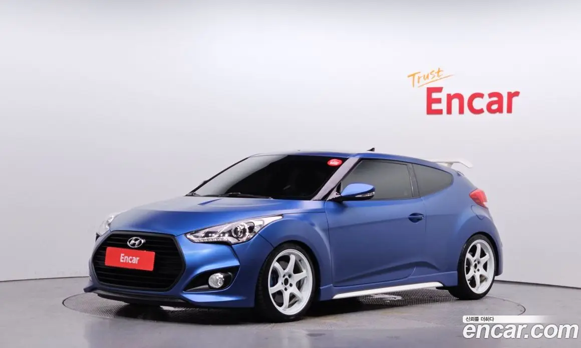 Hyundai Veloster 2015 1.6 автомат (гидро), фото 1 Hyundai Veloster 2015 1.6 автомат (гидро), фото 1