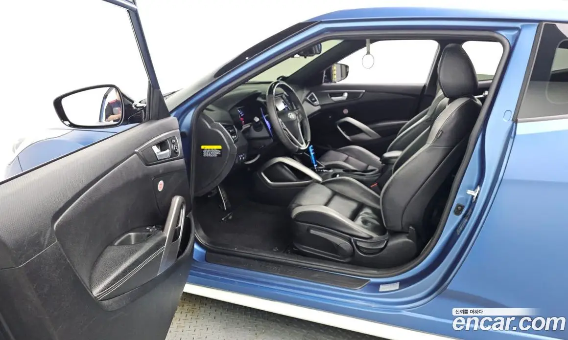 Hyundai Veloster 2015 1.6 автомат (гидро), фото 13 Hyundai Veloster 2015 1.6 автомат (гидро), фото 13