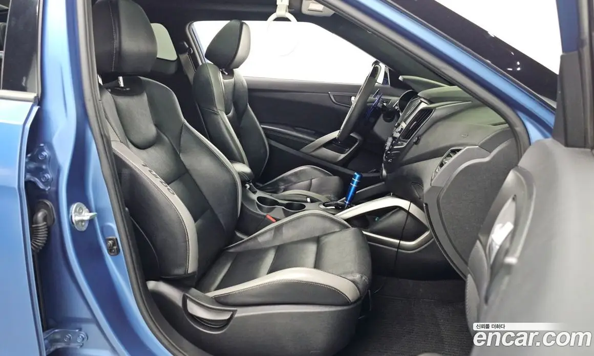 Hyundai Veloster 2015 1.6 автомат (гидро), фото 17 Hyundai Veloster 2015 1.6 автомат (гидро), фото 17