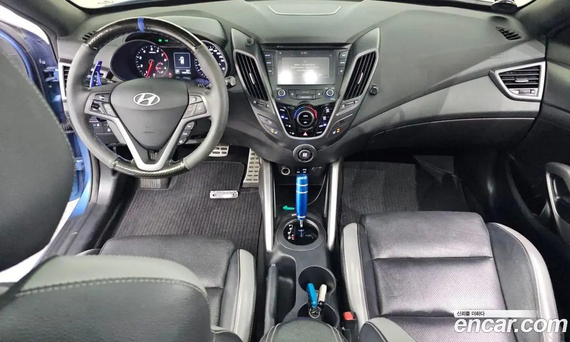 Hyundai Veloster 2015 1.6 автомат (гидро), фото 10 Hyundai Veloster 2015 1.6 автомат (гидро), фото 10