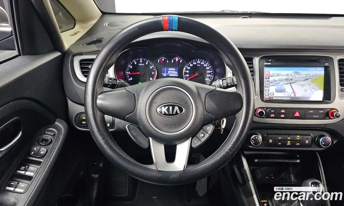 Kia Carens 2015 2.0 механика, фото 16 Kia Carens 2015 2.0 механика, фото 16