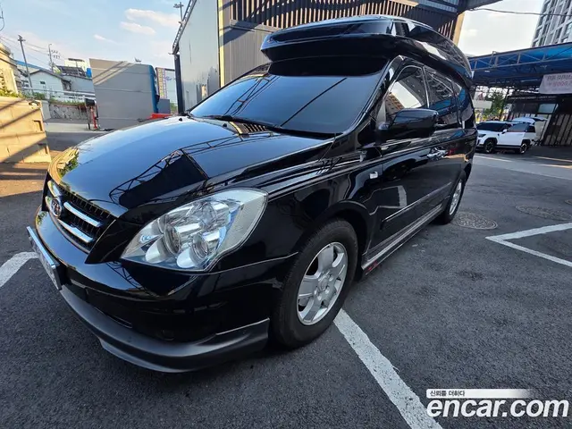 Kia Carnival, 2009, 80 800 км