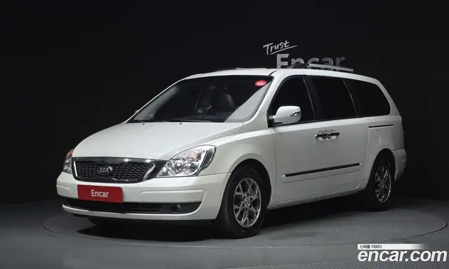 Kia Carnival, 2013, 129 058 км