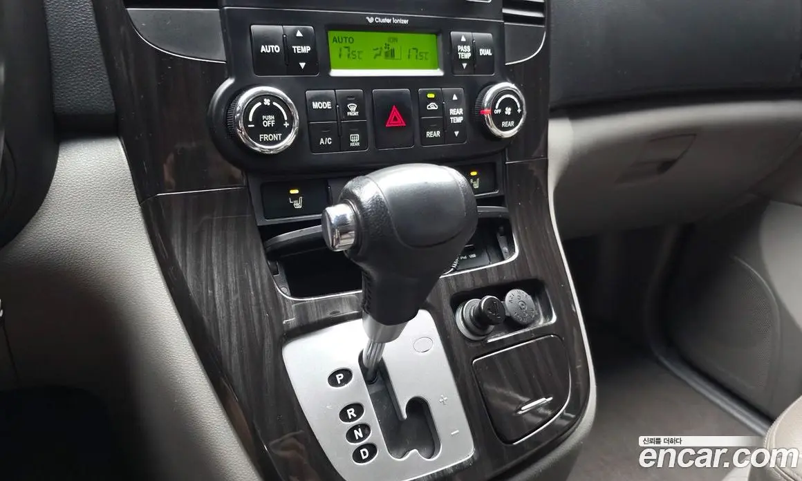 Kia Carnival 2013 2.2 автомат (гидро), фото 12