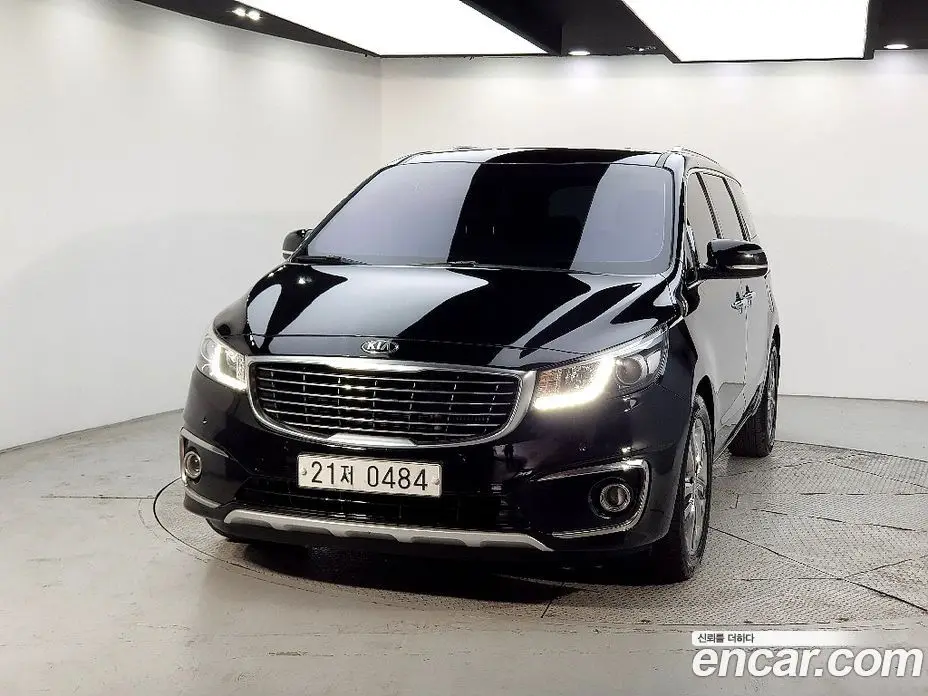 Kia Carnival 2016 2.2 автомат (гидро), фото 3