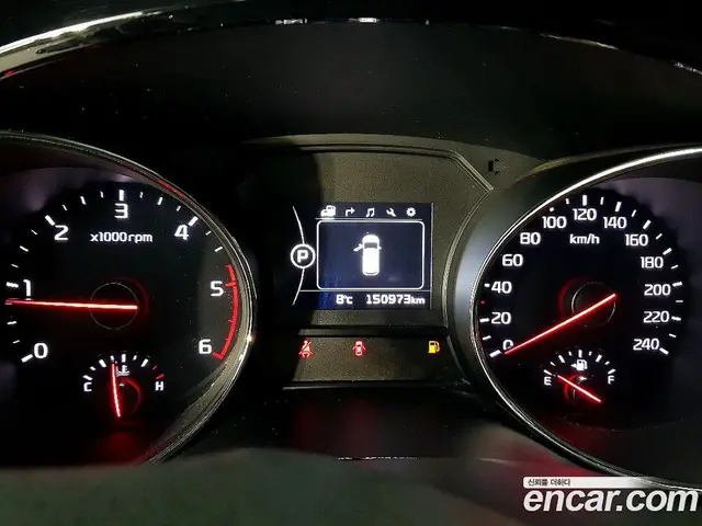 Kia Carnival 2016 2.2 автомат (гидро), миниатюра 8