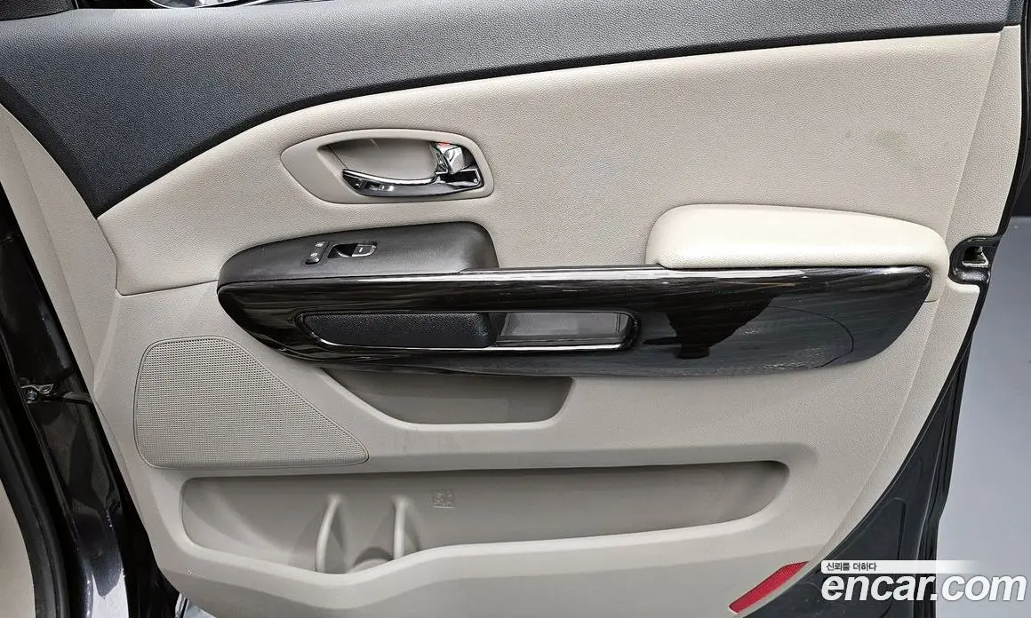 Kia Carnival 2018 2.2 автомат (гидро), фото 14 Kia Carnival 2018 2.2 автомат (гидро), фото 14