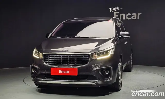 Kia Carnival 2018 2.2 автомат (гидро), миниатюра 3 Kia Carnival 2018 2.2 автомат (гидро), миниатюра 3