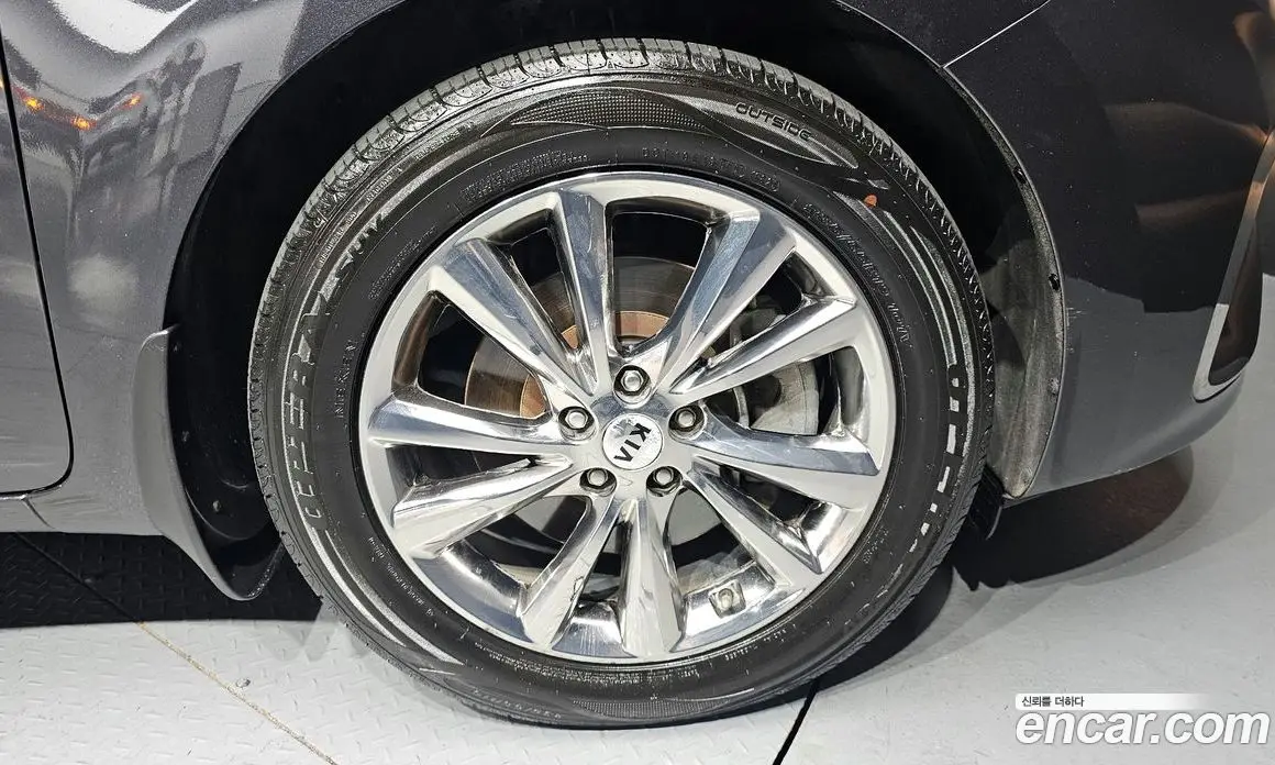Kia Carnival 2018 2.2 автомат (гидро), фото 7 Kia Carnival 2018 2.2 автомат (гидро), фото 7
