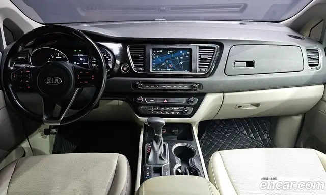 Kia Carnival 2018 2.2 автомат (гидро), миниатюра 10 Kia Carnival 2018 2.2 автомат (гидро), миниатюра 10