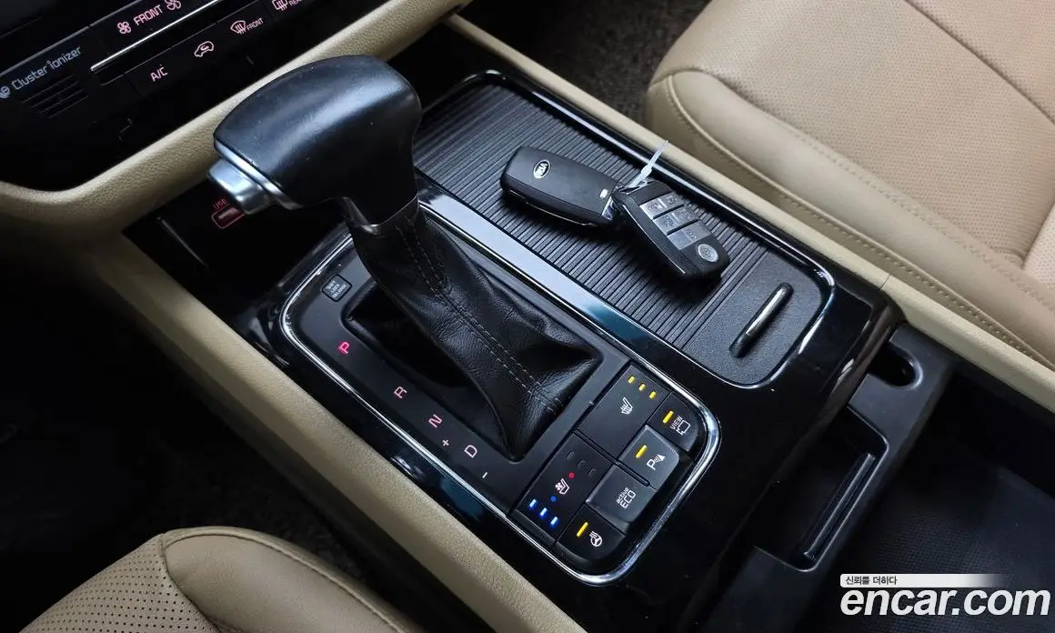 Kia Carnival 2018 2.2 автомат (гидро), фото 11 Kia Carnival 2018 2.2 автомат (гидро), фото 11