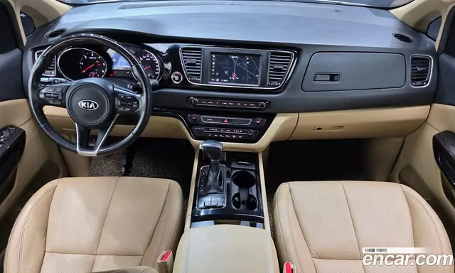 Kia Carnival 2018 2.2 автомат (гидро), миниатюра 9 Kia Carnival 2018 2.2 автомат (гидро), миниатюра 9
