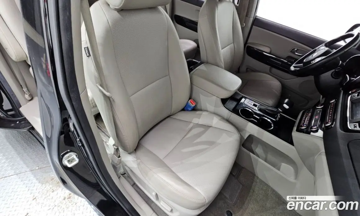 Kia Carnival 2020 2.2 автомат (гидро), фото 11 Kia Carnival 2020 2.2 автомат (гидро), фото 11