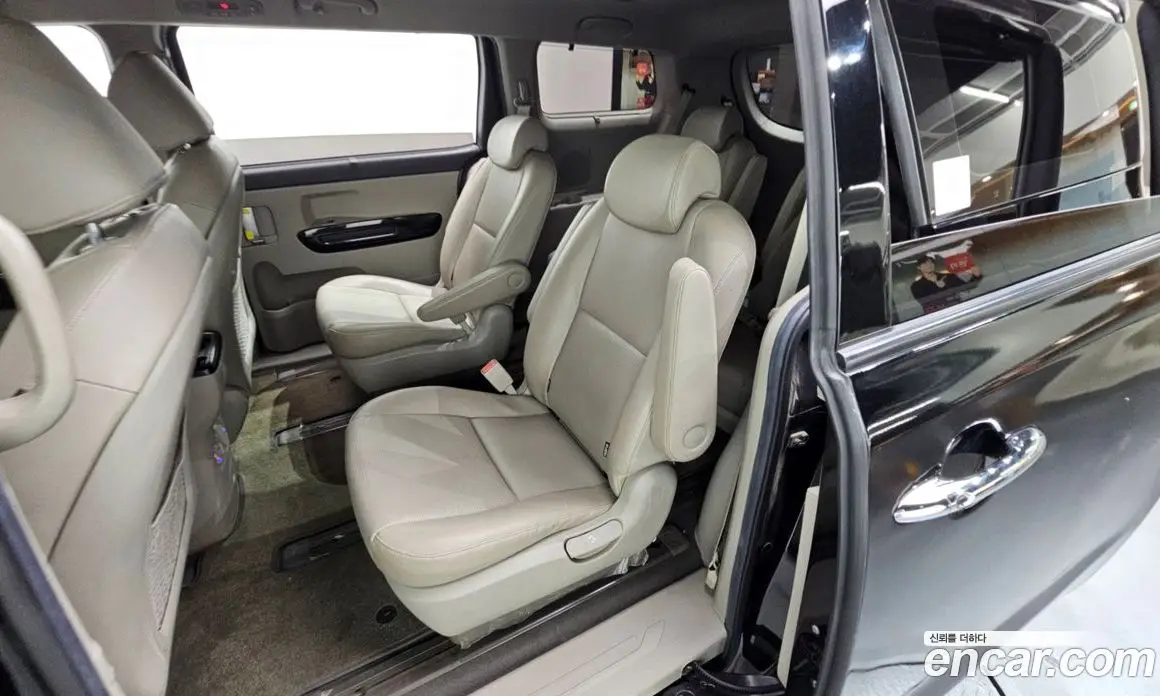 Kia Carnival 2020 2.2 автомат (гидро), фото 18 Kia Carnival 2020 2.2 автомат (гидро), фото 18