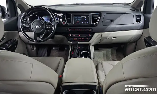 Kia Carnival 2020 2.2 автомат (гидро), миниатюра 7 Kia Carnival 2020 2.2 автомат (гидро), миниатюра 7