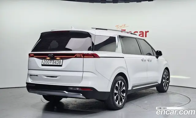 Kia Carnival 2021 2.2 автомат (гидро), миниатюра 2