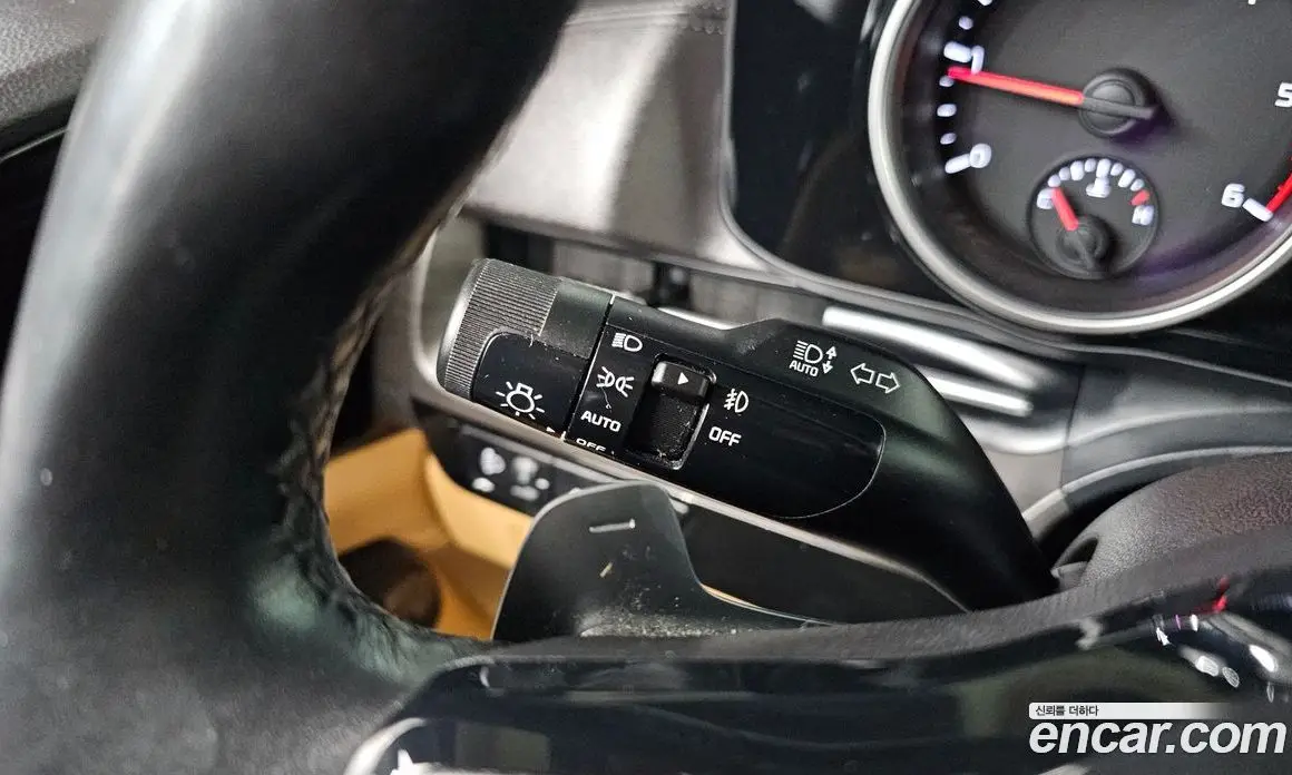 Kia Carnival 2021 2.2 автомат (гидро), фото 13