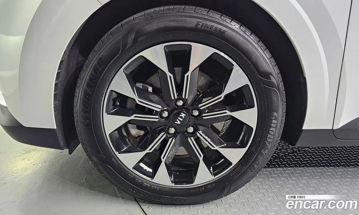 Kia Carnival 2021 2.2 автомат (гидро), фото 5