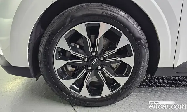 Kia Carnival 2021 2.2 автомат (гидро), миниатюра 5