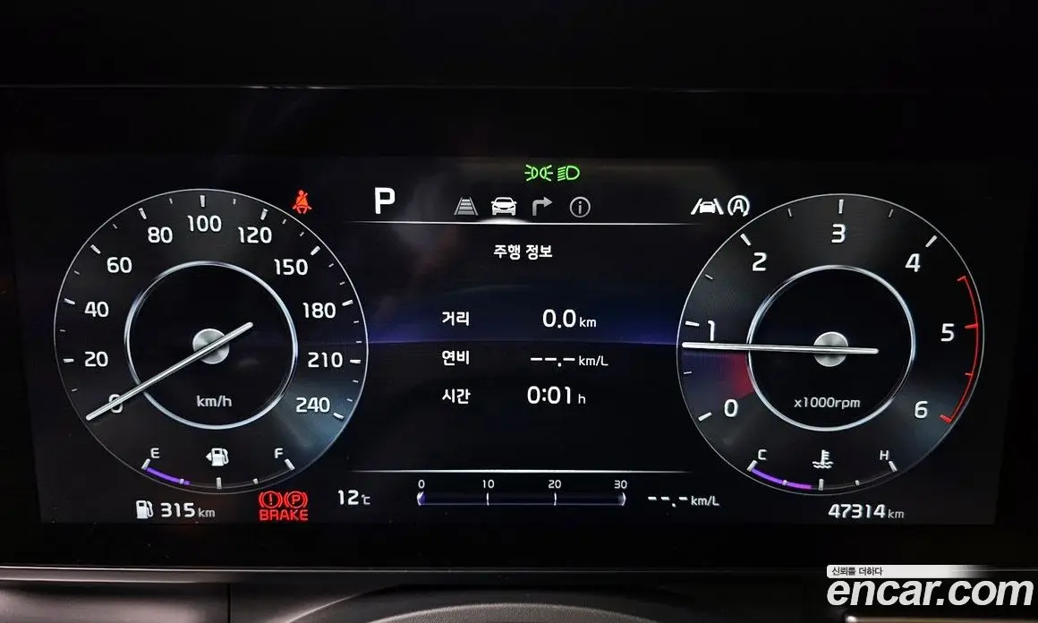 Kia Carnival 2022 2.2 автомат (гидро), фото 8
