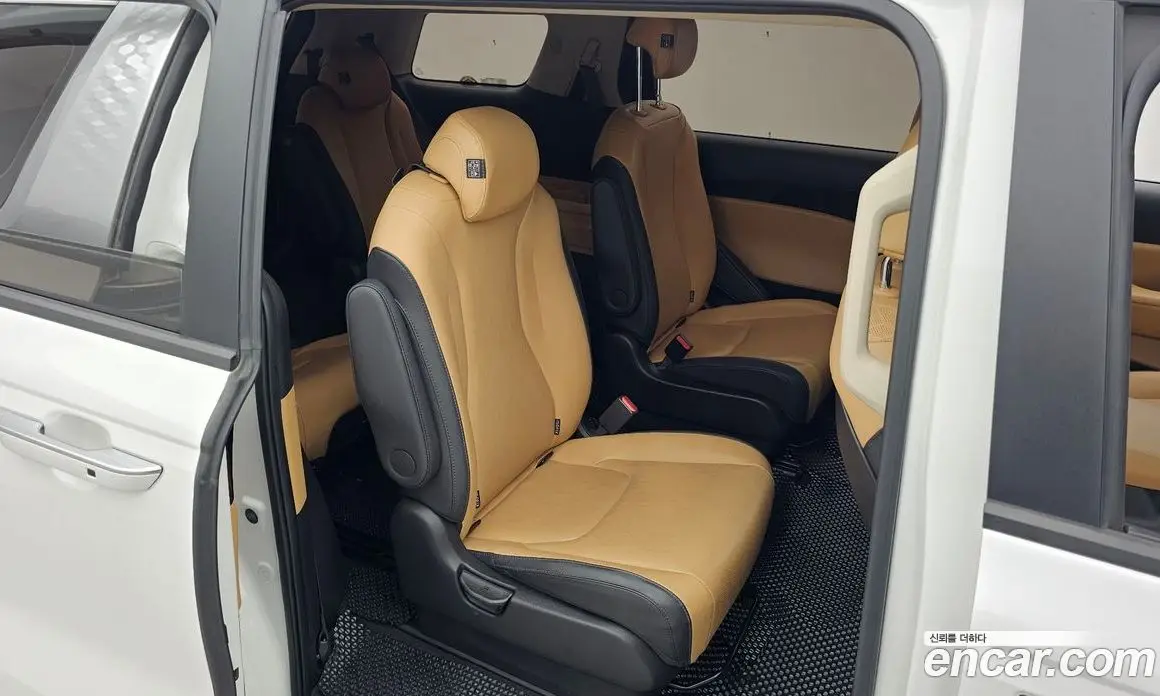 Kia Carnival 2022 2.2 автомат (гидро), фото 12 Kia Carnival 2022 2.2 автомат (гидро), фото 12