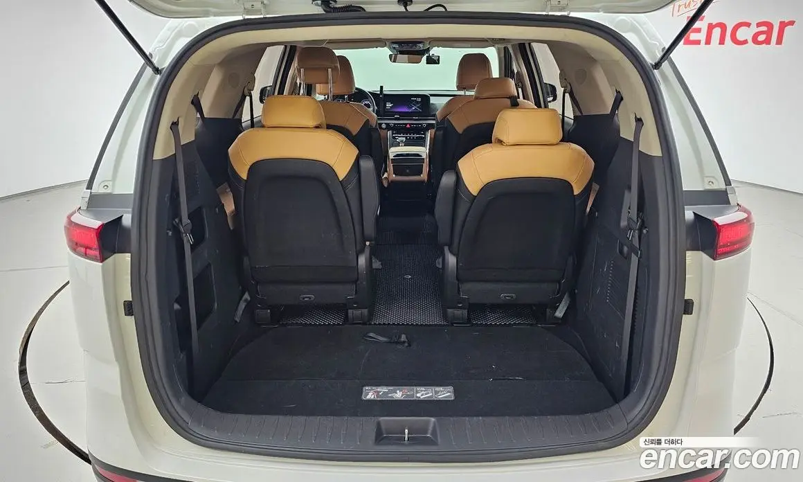Kia Carnival 2022 2.2 автомат (гидро), фото 20 Kia Carnival 2022 2.2 автомат (гидро), фото 20