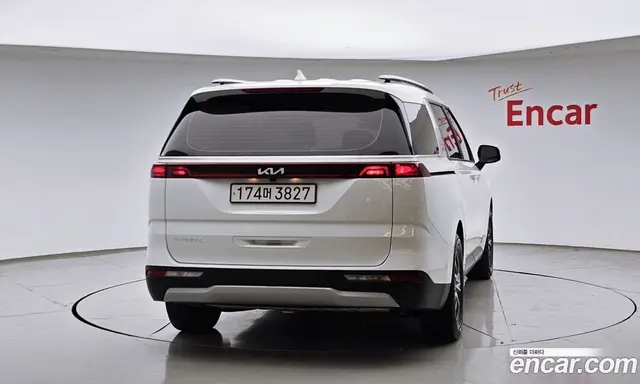 Kia Carnival 2022 2.2 автомат (гидро), миниатюра 4 Kia Carnival 2022 2.2 автомат (гидро), миниатюра 4