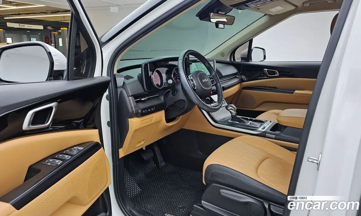 Kia Carnival 2022 2.2 автомат (гидро), фото 10 Kia Carnival 2022 2.2 автомат (гидро), фото 10