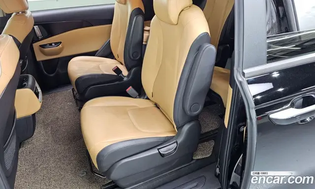 Kia Carnival 2022 2.2 автомат (гидро), миниатюра 11