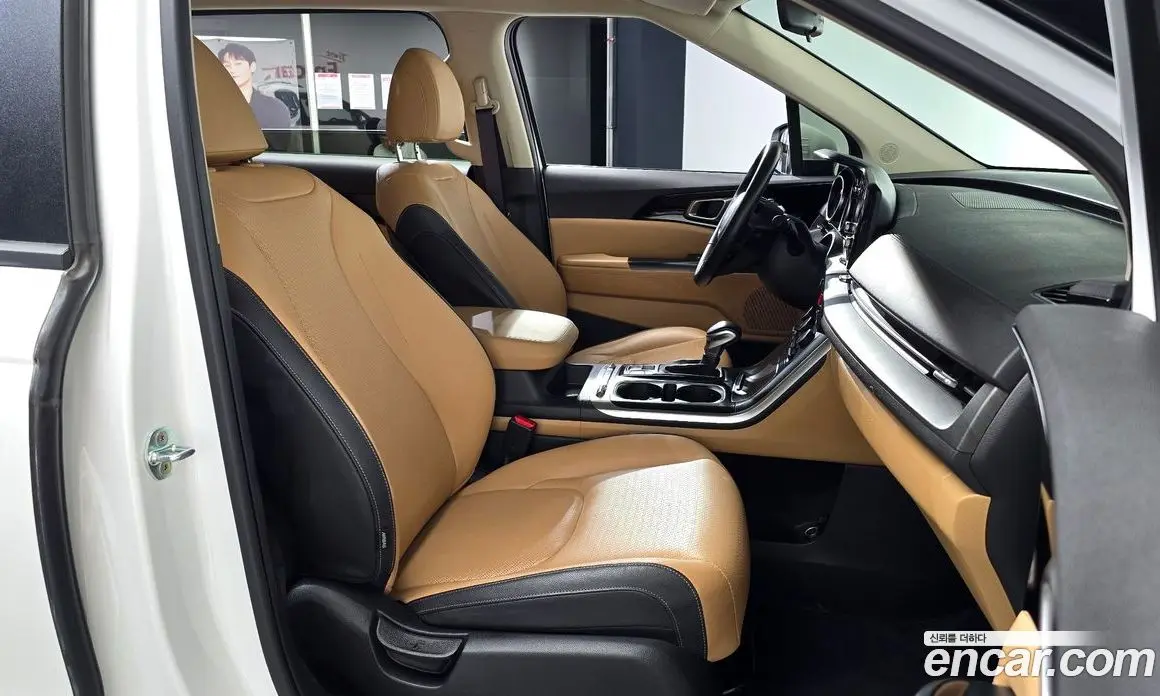 Kia Carnival 2022 3.5 автомат (гидро), фото 16