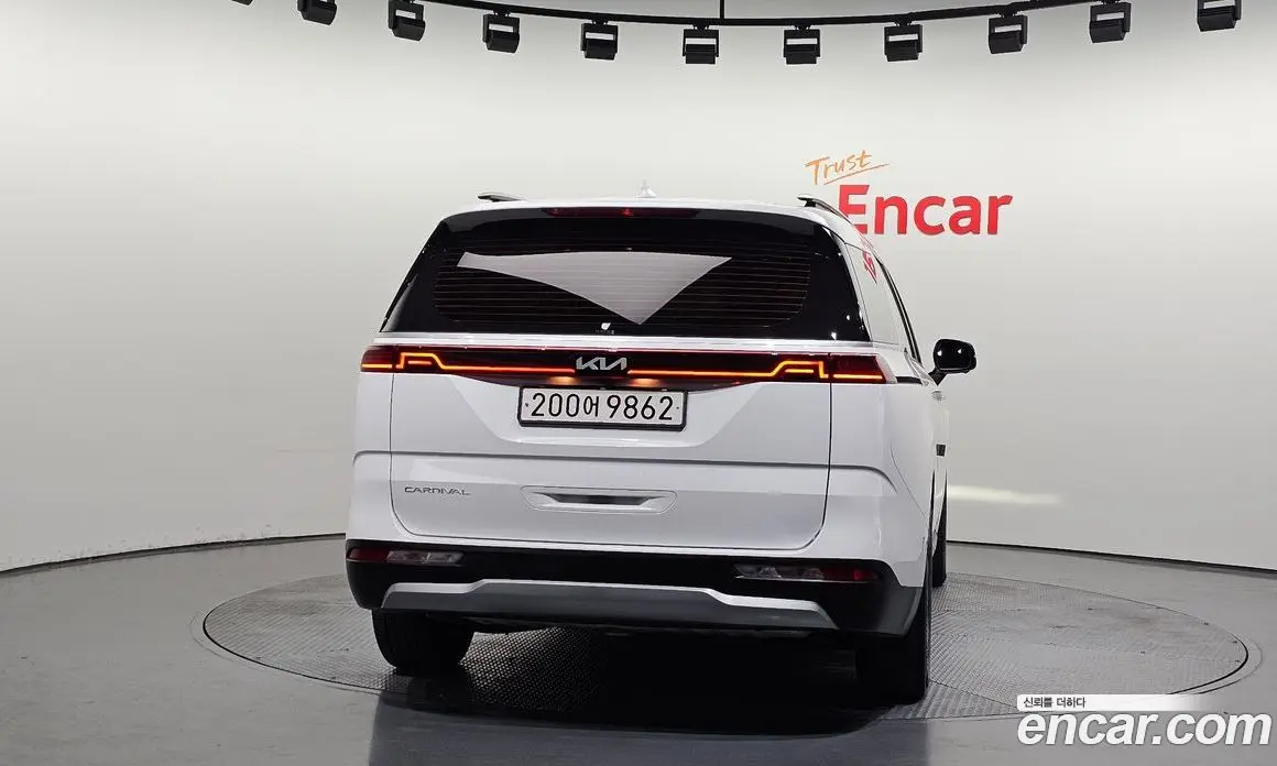 Kia Carnival 2022 2.2 автомат (гидро), фото 4 Kia Carnival 2022 2.2 автомат (гидро), фото 4